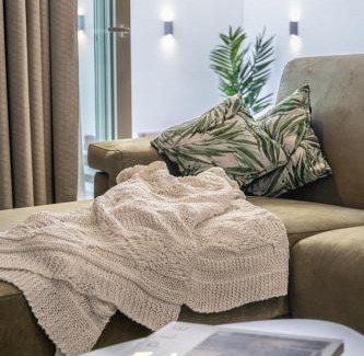 St. Andrew's Apartamento | Heated Pool Luxury in Pembroke St Julians