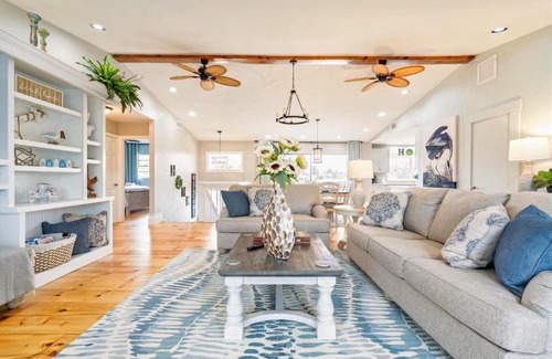 Memphis Casa | Heated Pool/Near Ana Maria Beach/King/4BD.3Bath