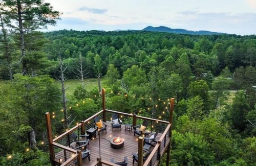 Mineral Bluff Casa | Heated Pool-Sauna-Mountain Views-Hot Tub-Game Room