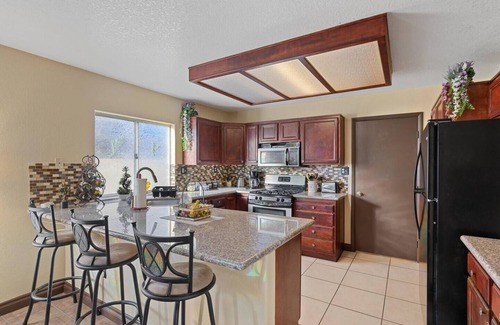 North Las Vegas Casa | Heated pool & spa | BBQ Grill | Opens to Park |