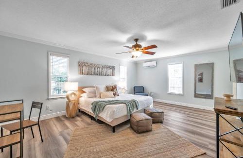 On Top of The World Casa | Heated Pool, Stylish Home - Grand Cypress Retreat