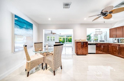 Cypress Lakes Casa | Heated Pool! Waterfront+Kayak! 1 Mile To Beach!