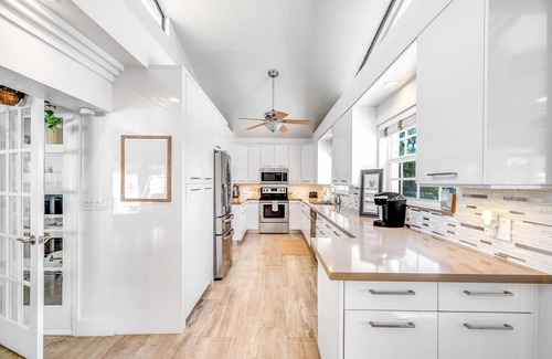 Garden Isles Casa | Heated Pool! Waterfront+Kayak! Close 2 Beach!
