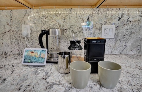 South Middle River Casa | 2 Bedroom \ 2 bath \ heated Salt Water Pool Family Fun & Pet Friendly