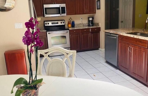 Deep Creek Casa | Heated Saltwater Pool, Year-Round Swimming, Spacious 3 Bedroom Gorgeous Home!
