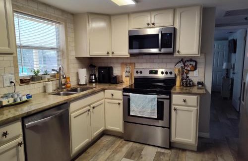 Regency Park Casa | Heated & Screened in Pool