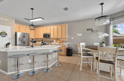 Frisco Casa | Heated Spa & Pool & Billard & Piano -King Beds in center Frisco 4 beds & 3 baths
