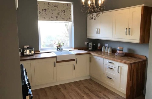 Halifax Cabaña | Heather Bank Cottage, Halifax. Yorkshire. HX2 7DD