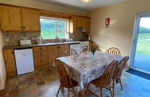 Carrigart Casa | Heather Cottage, Creeslough, Co Donegal. F92 F853