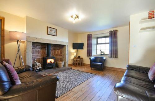 Bamburgh Casa | Heather Cottages - Godwit