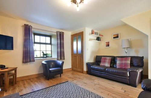 Bamburgh Casa | Heather Cottages - Godwit