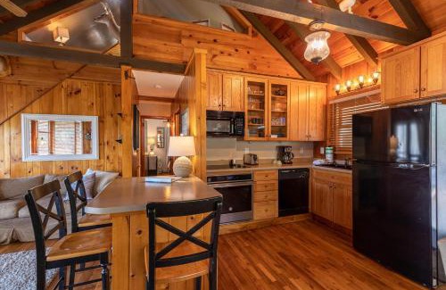 Boone Casa | Heather Heights Cottage
