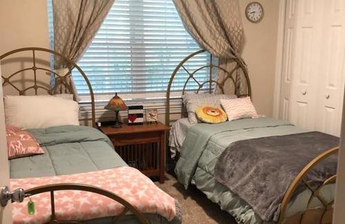 Nokesville Casa | heather house
