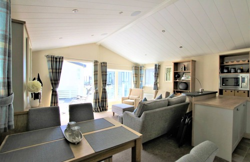 Mudeford Casa | 'Heathfield', A luxury lodge on the Sandhills Holiday Park Mudeford