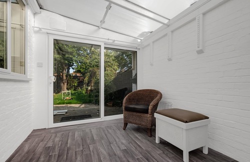 Ashford Casa | Heathrow Living Stanwell Serviced House 5 bedrooms