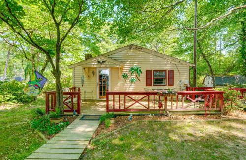 Heathsville Casa | Heathsville Home with Sunroom Less Than 10 Mi to Beach!