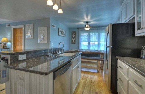 Ellijay Cabina | Heaven Bound of Gates Chapel