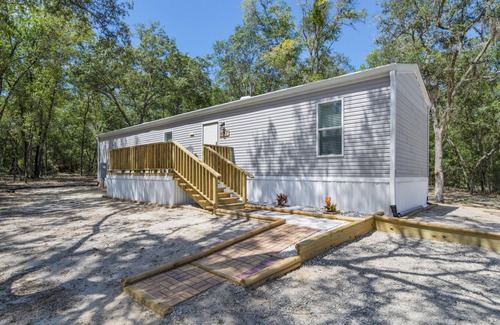 Edgar Casa | Heaven Powell Retreat - A peaceful home in the country.