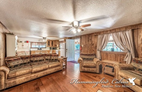 Ruidoso Cabina | Heaven Sent: 'Enviado desde arriba' con Jacuzzi.