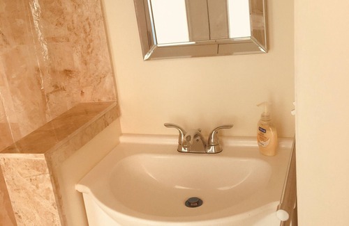 Orlando Apartamento | Lugar acogedor celestial: a 5 minutos de UCF