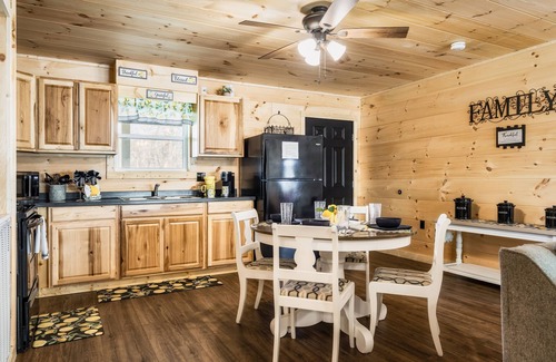 Cosby Cabina | Heavenly Daze!!! Mountain Getaway!!
