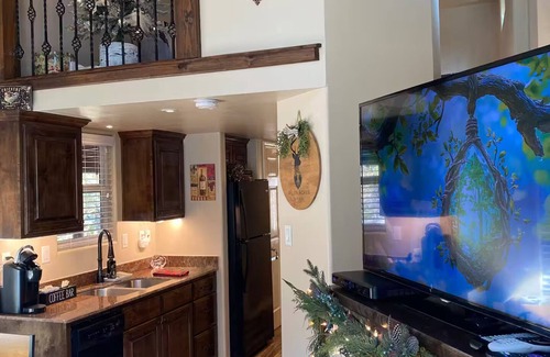 Canton Cabina | Heavenly Escape into the Forest- Tiny Home at Allen Acres Resort
