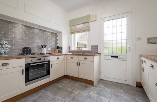 Comrie Cabaña | Heavenly Heather Cottage