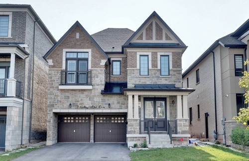 Brampton Casa | Heavenly Suburban Home