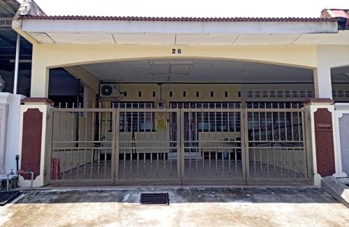 Taman Heawood Casa | HEAWOOD GUEST HOUSE Sungai Siput