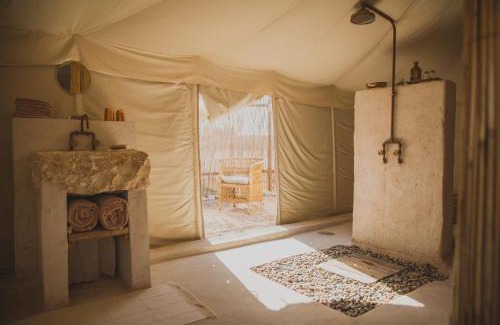 Ash Shahaniya Cabina | Heenat Salma Farm