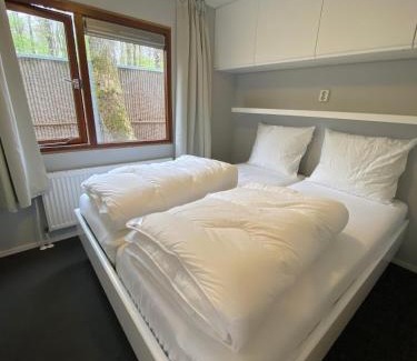 Bosgebied Hoenderloo Chalet De Esquí | Heerlijk chalet midden op de Veluwe in Hoenderloo