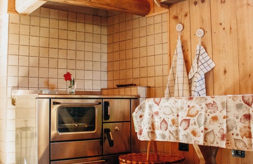 Bedollo Chalet De Esquí | Heilige Hütte - Oase der Ruhe, Ideal für Paare/familien mit Hund