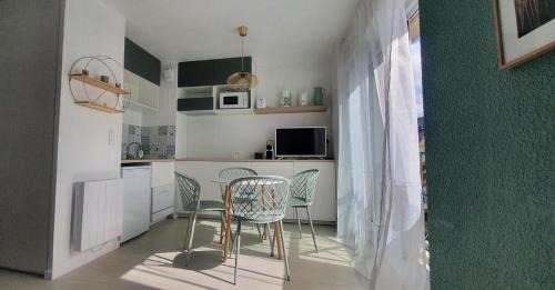 Ouistreham Apartamento | Heima, appartement cocoon à 500m de la plage