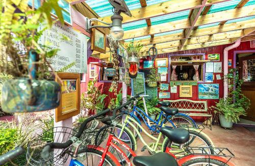 Ha'apiti Casa | Heimanarii's Lodge - Fare Mahana
