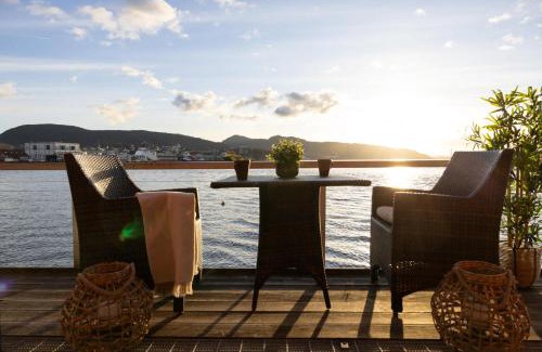 Sandviken Apartamento | Heimby Homes - Seaside Balcony Stay