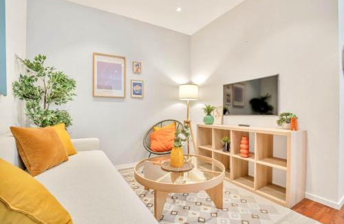Bergenhus Apartamento | Heimby - Roomy Studio w Free parking and SeaView
