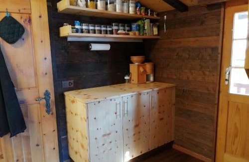 Staldenried  Gspon Apartamento | Heimelige Wohnung in einem Walliser Haus