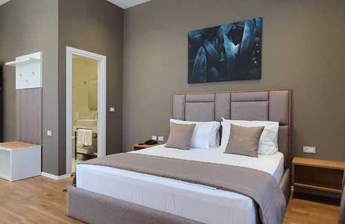 Qender Hotel | Heiress Hotel