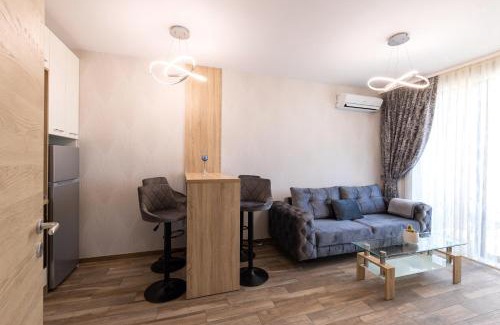 Saints Constantine and Helena Apartamento | Helena Holiday B