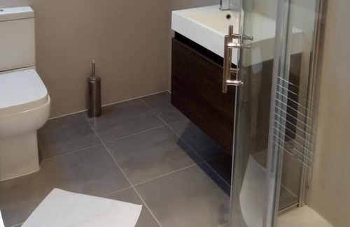 Reading Apartamento | Helena Professional Studio Apartment