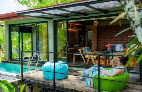 Mawanella Cabina | Heliconia Ledge