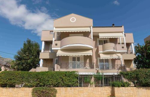 Nea Makri Casa | Helios: Charming beach home next to crystal waters