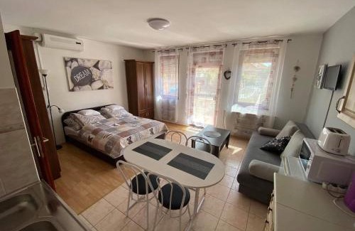 Gyula Apartamento | Hellasz Apartman
