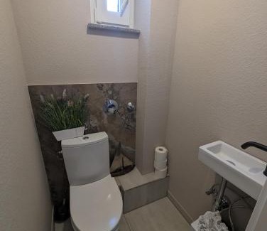 Flingern Nord Apartamento | Helle 2 Zimmer mit Home Office