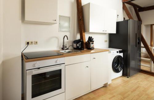 Tempelhof Apartamento | Helle & gemütliche Dachwohnung mit Terasse