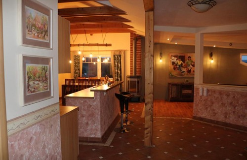 Oberloisdorf Apartamento | Helle, offene Dachgeschosswohnung mit Terrasse
