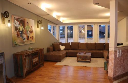 Oberloisdorf Apartamento | Helle, offene Dachgeschosswohnung mit Terrasse