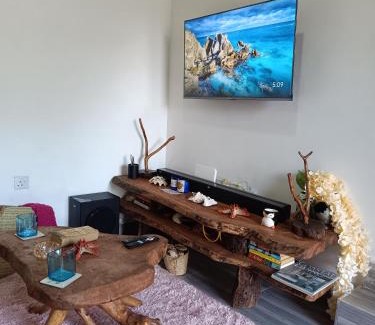 Ukunda Casa | Hellenas Gem