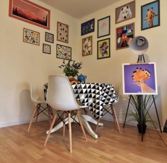 Mirow Apartamento | Hello Warsaw! Calm Artistic City Center Apartment
