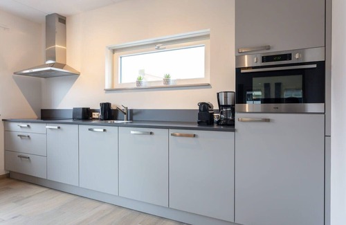 Ossenisse Casa | Hello Zeeland - vakantiewoning Knuitershoek 102